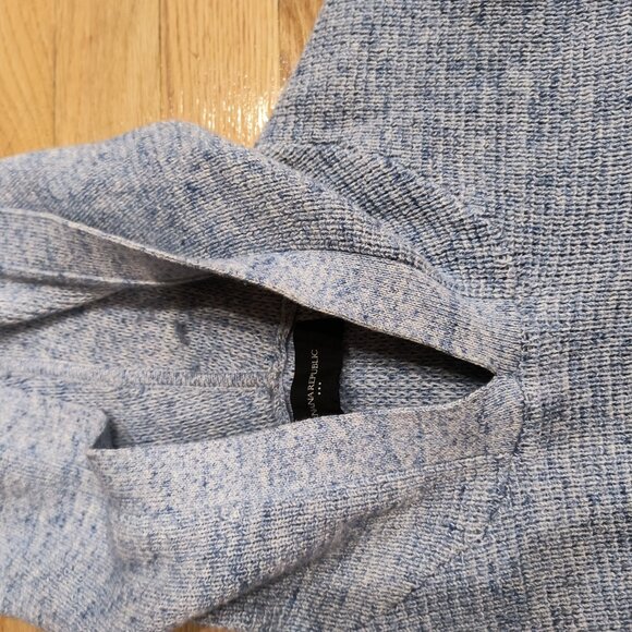 BUNDLE - Banana Republic Men's Textured Knit Tundra Hoodies (2 Pack) - Size S - Picture 4 of 9